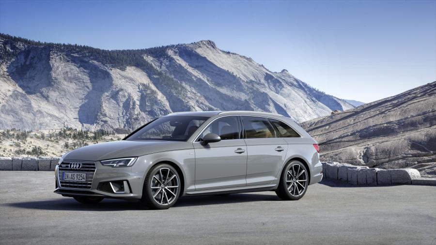  Audi A4 Avant S-Line Quattro (B9) 2018 года  (WW) (фото 3 из 18)
